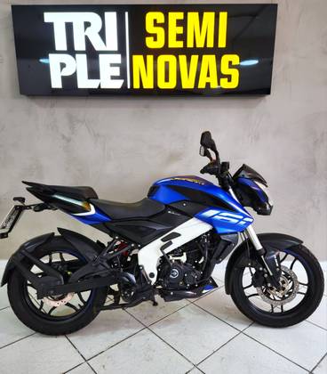 BAJAJ DOMINAR 160 BAJAJ DOMINAR 160